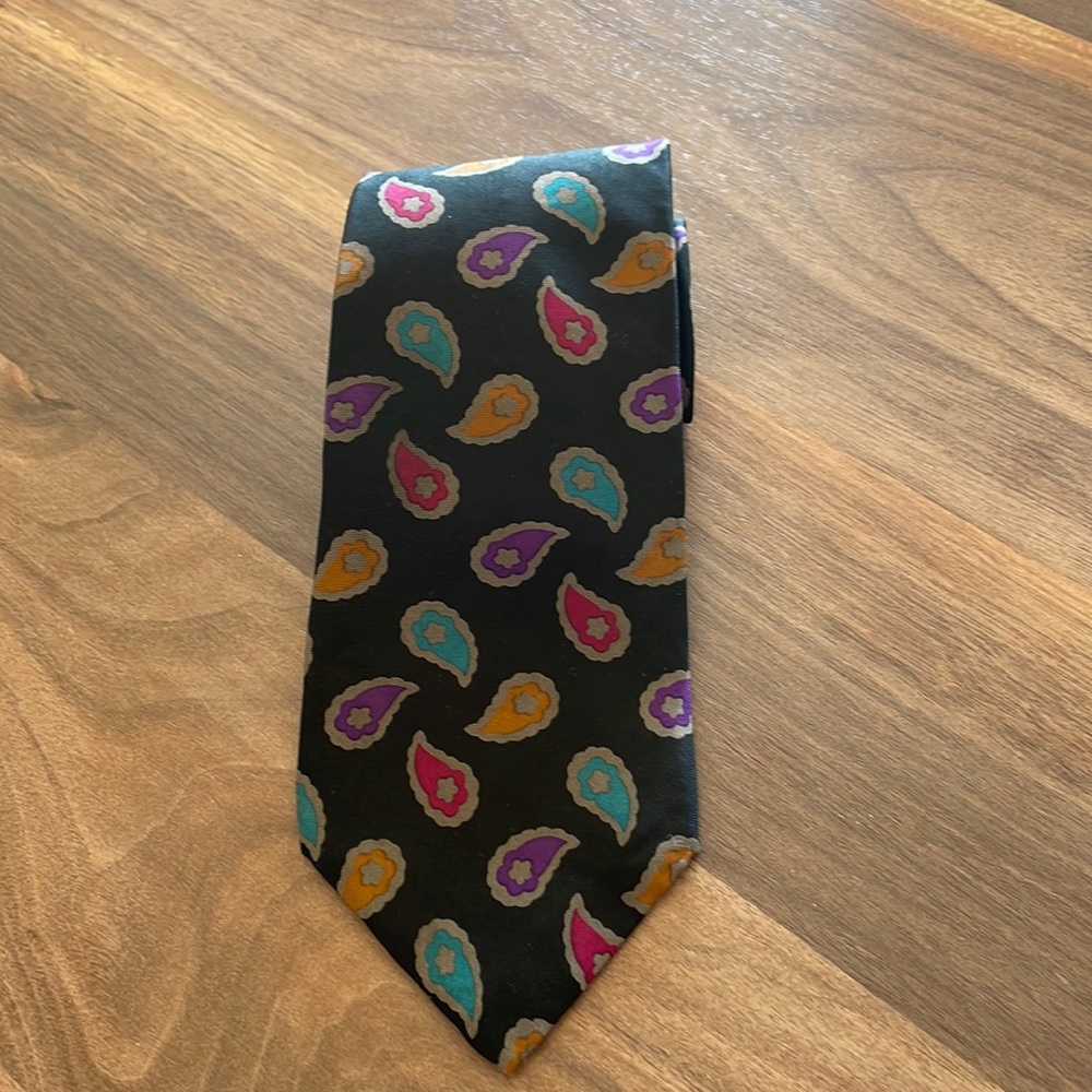 Perry Ellis Portfolio tie